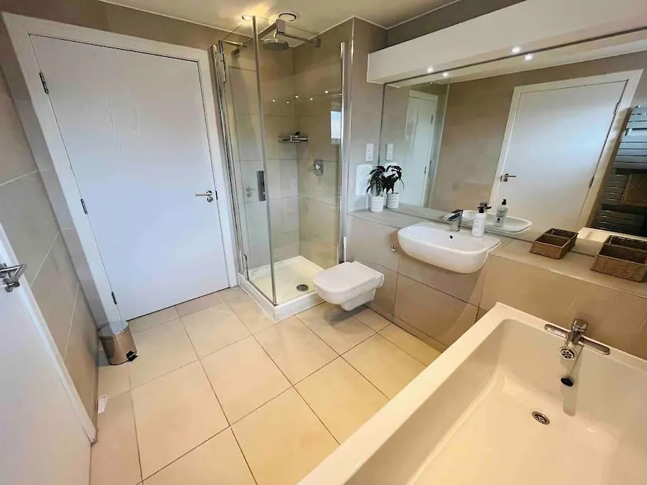 Gorgeous Central 3 Bed House Free Parking & Garden إدنبرة بيت للعطل